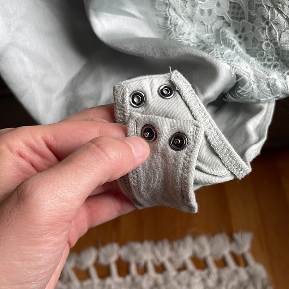 Abercrombie Lace Bodysuit - Picture 3 of 4